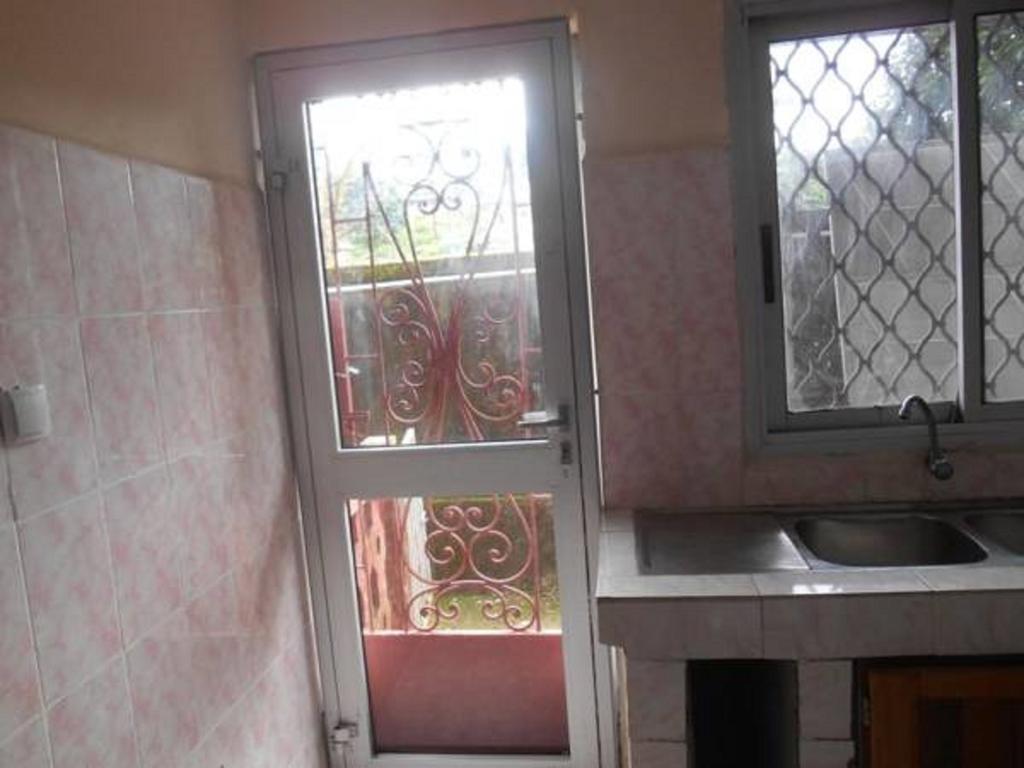 Rose Garden Apartments Limbe Exterior photo